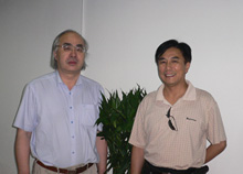 北京棋院的谭炎午副院长有时也到快乐围棋来进行指导